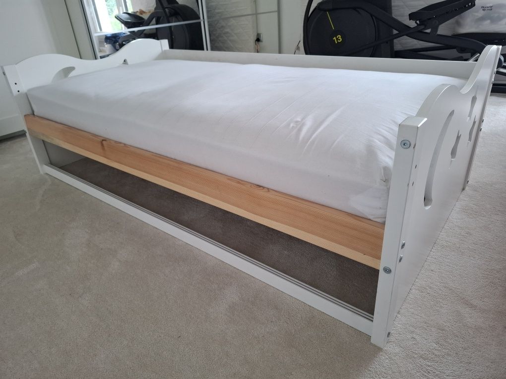 Łóżko 80x160 z materacem