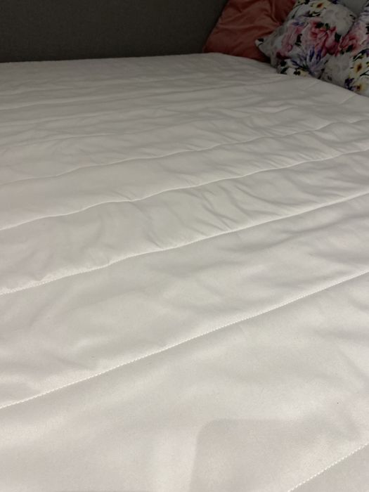 Materac Black Red White 140x200