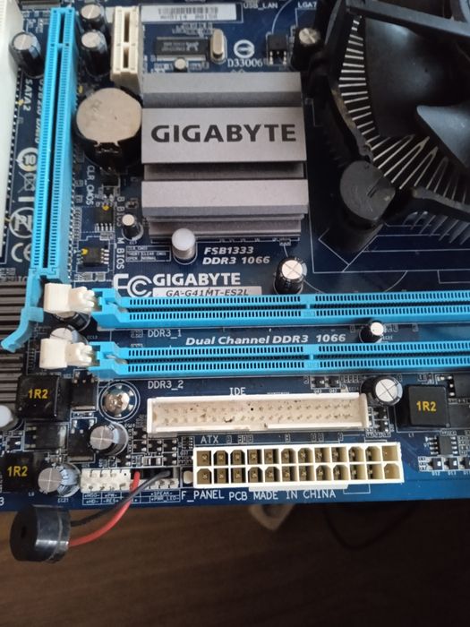 Płyta główna Gigabyte DDR3 +procesor+grafika+zasilacz GA-G41MT-ES2L