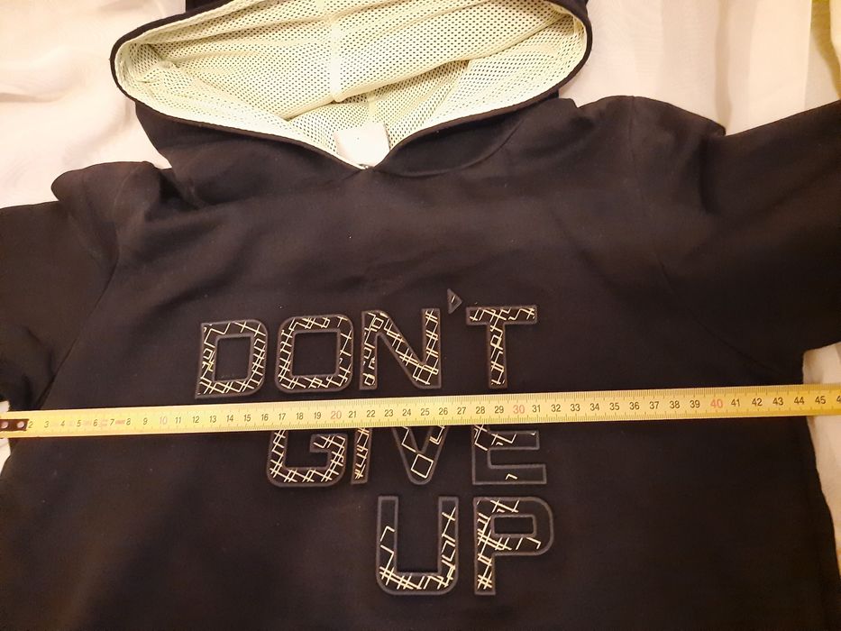 Кофти, пайти, худі на хлопчика приблизно 10-12 років