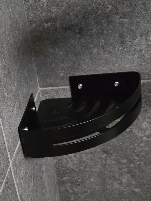 mala i praktyczna rogowa półka łazienkowa metalowa super cena  okazja
