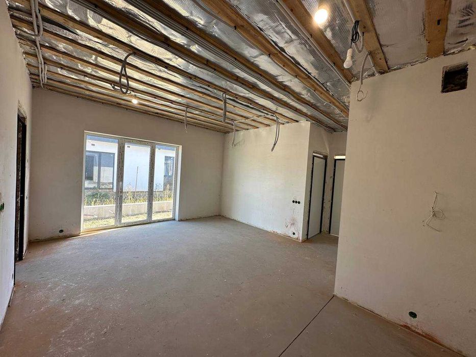 Продам двоян площею 80,3 кв.м на ділянці 2,5 сотки