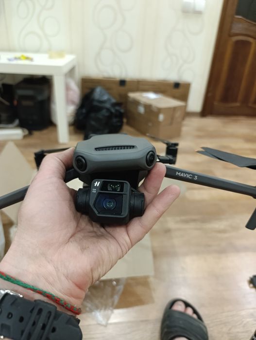 Мавік 3 усе нове.Навіть не літало,і не працювало.