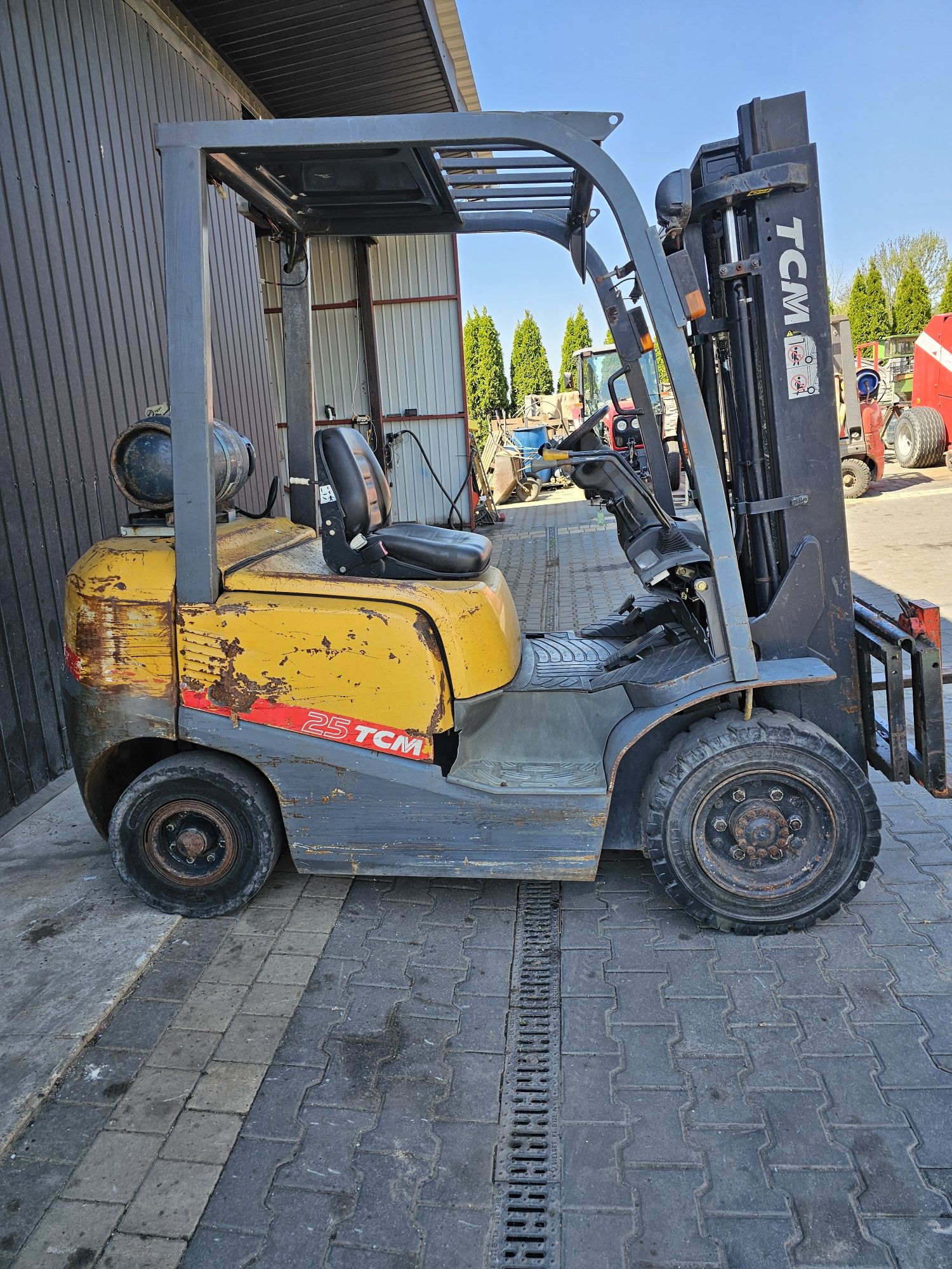 Wózek widłowy TCM z 2006 roku