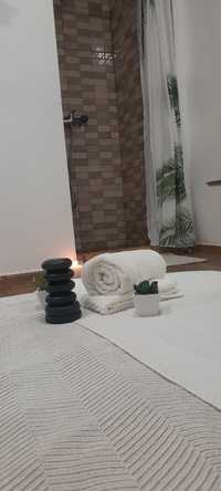 Massagem relaxante  com duche, na marqueza ou tatami