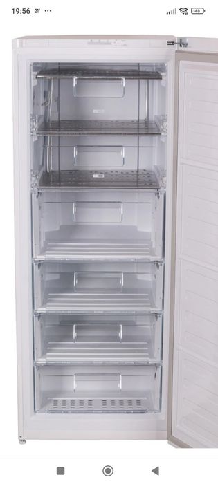 Продається морозильна камера