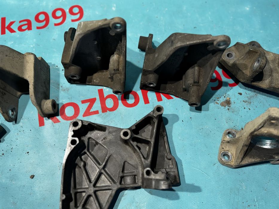 Кронштейн Qashqai j10 кріплення