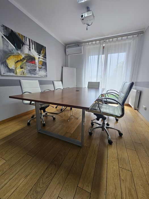 Stół konferencyjny 247 x 120 cm – solidny, idealny do biura