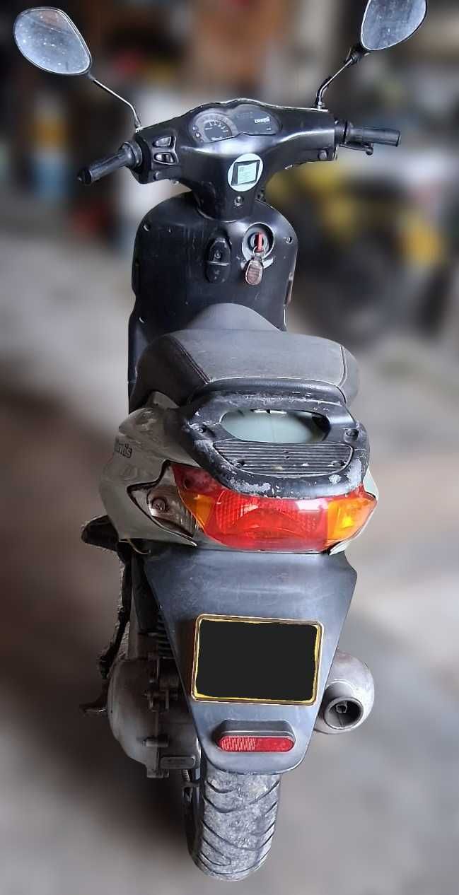 Vendo Scooter Derbi Atlantis 2005 50cc