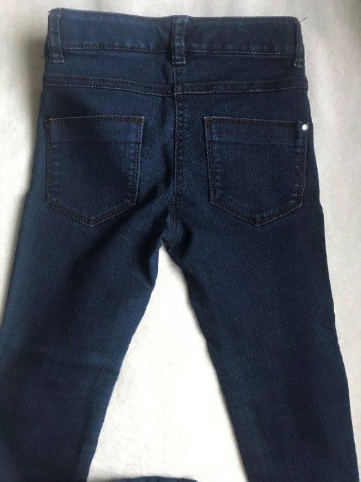 Spodnie jeansowe NEXT dla dziewczynki - rozm. 122