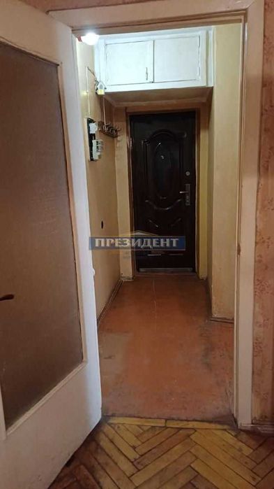 продам 2 комн Заболотного  24 999 у.е