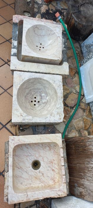 Pias em Pedra Mármore