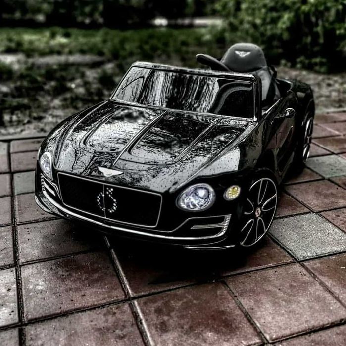 Samochodzik BENTLEY EXP 12 na akumulator dla dzieci! Autko 12V