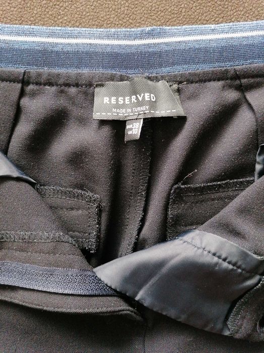 Spodnie cygaretki Reserved