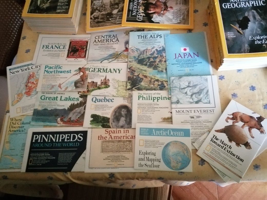 Vendo mapas da National Geographic