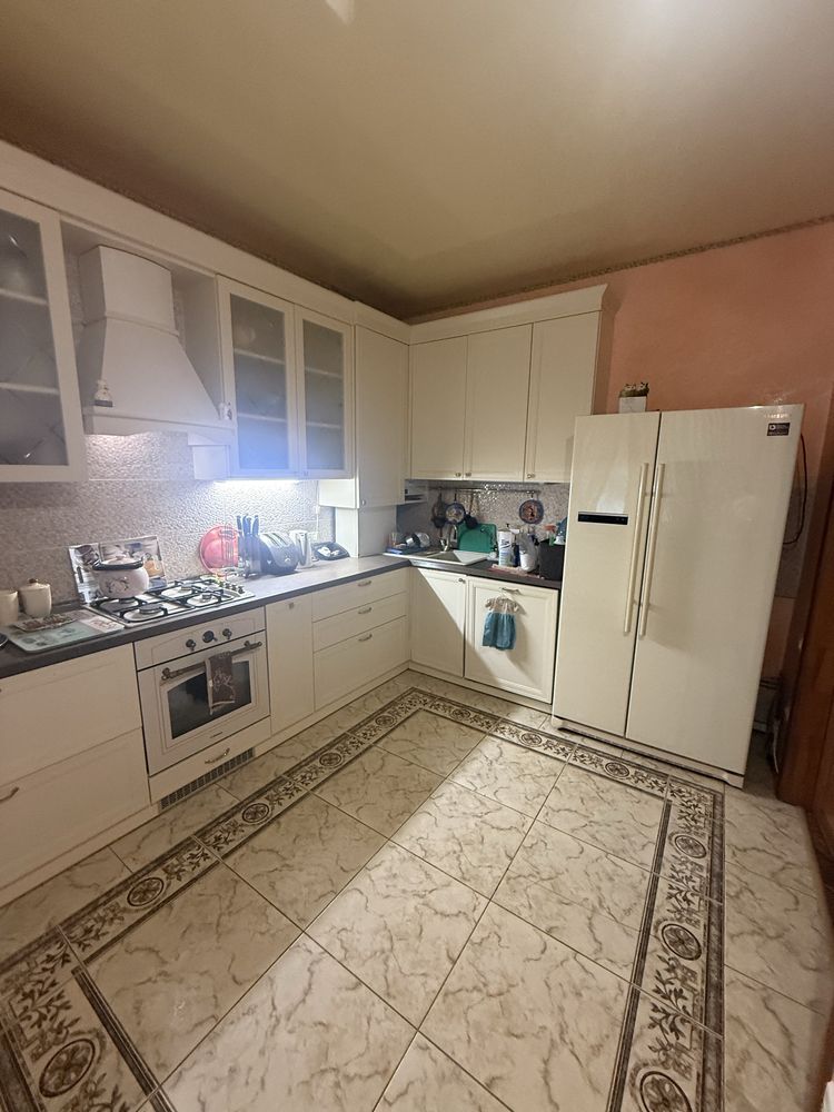 Продам  квартиру в самом центре