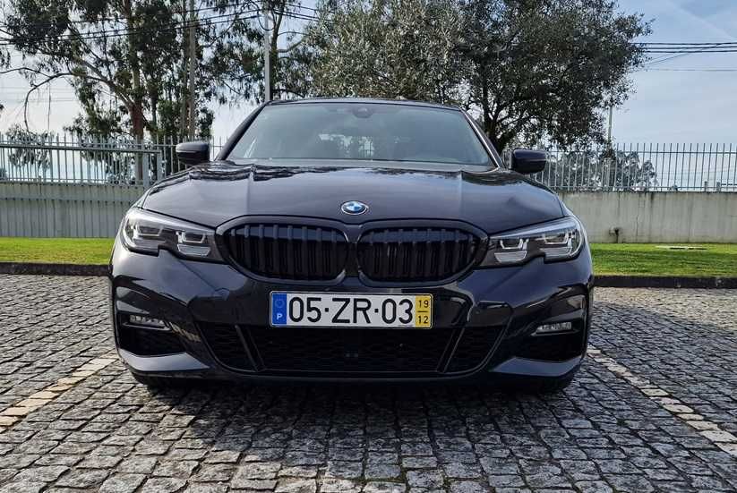 BMW 330e Pack M *IVA dedutível*