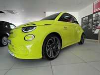 Abarth 500e Scorpionissima