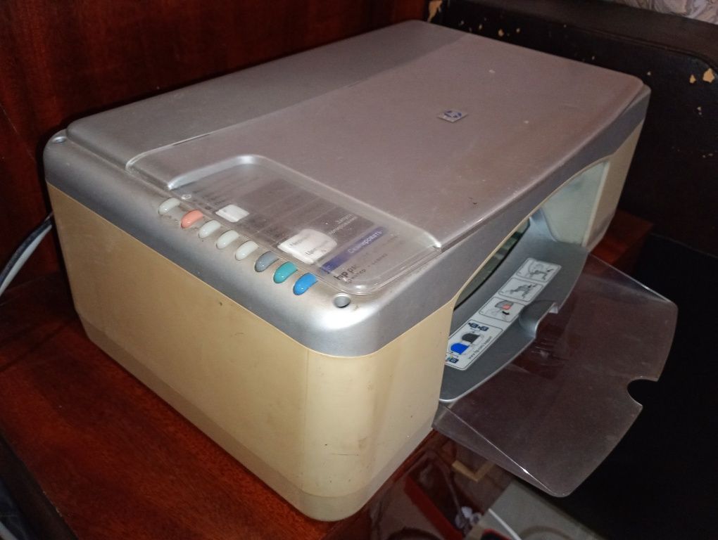 Продам принтер hp psc 1215