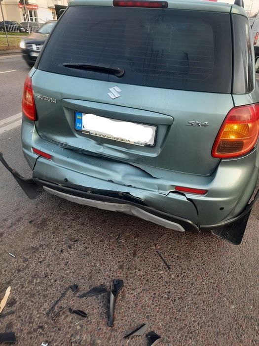 Ремонт бамперів, пайка пластика, покраска фарбування