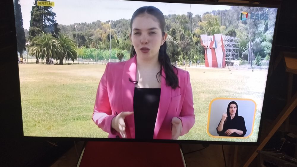 TV Hitachi 42 polegadas