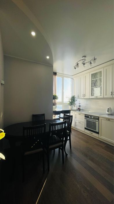 Вишневе, ЖК Акварелі, дворівнева, авторське плануваання та ремонт.