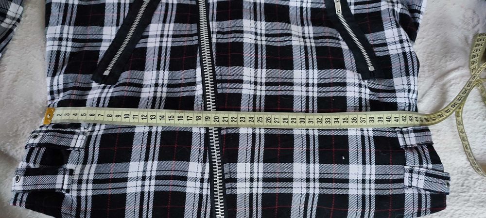 Продаю панк-куртку-косуху бренда Mercy.