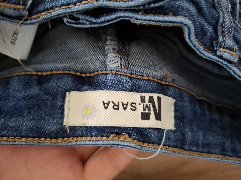 Klasyczne jeansy damskie M.Sara 34/XS