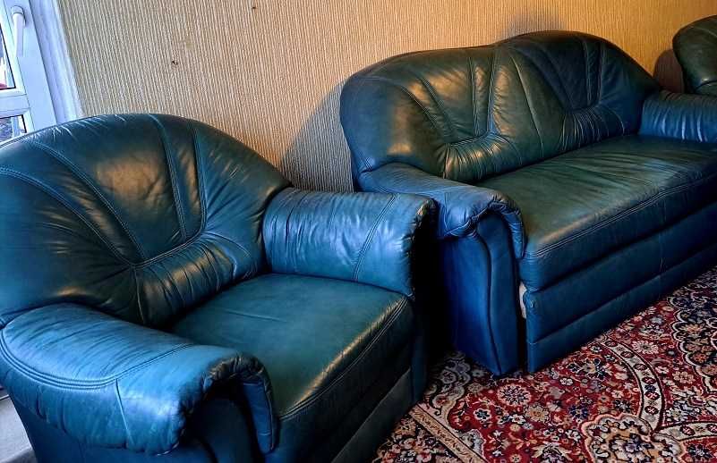 Skórzana Sofa + 2 fotele używana w bardzo dobrym stanie.TANIO