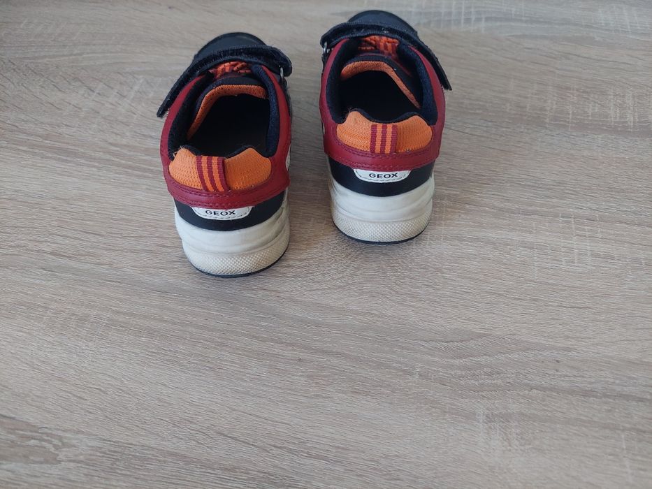 Buty dziecięce Geox rozmiar 27