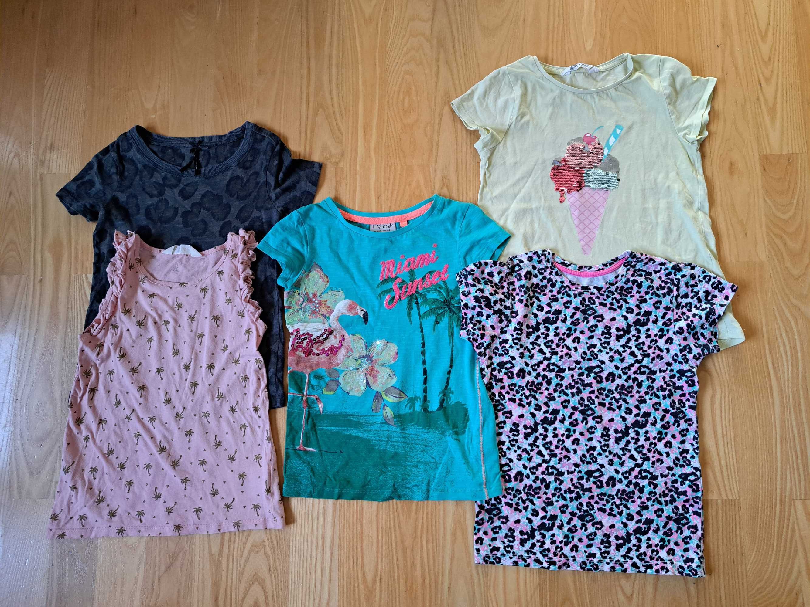 T-shirty dla dziewczynki w wieku ok. 7 lat