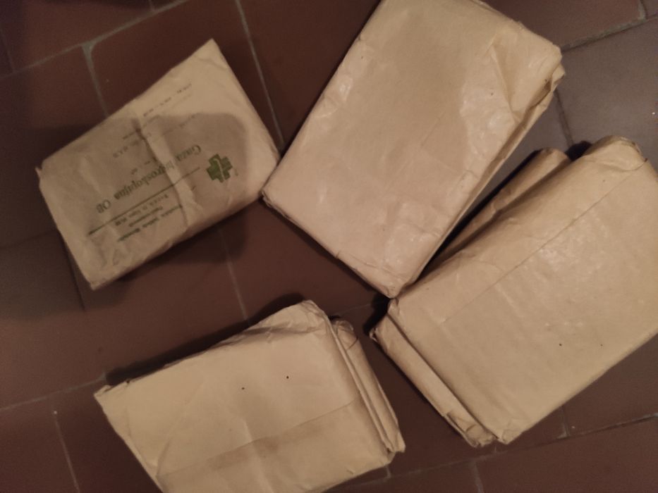 7 opakowań gaza higroskopijna OB z PRL-u