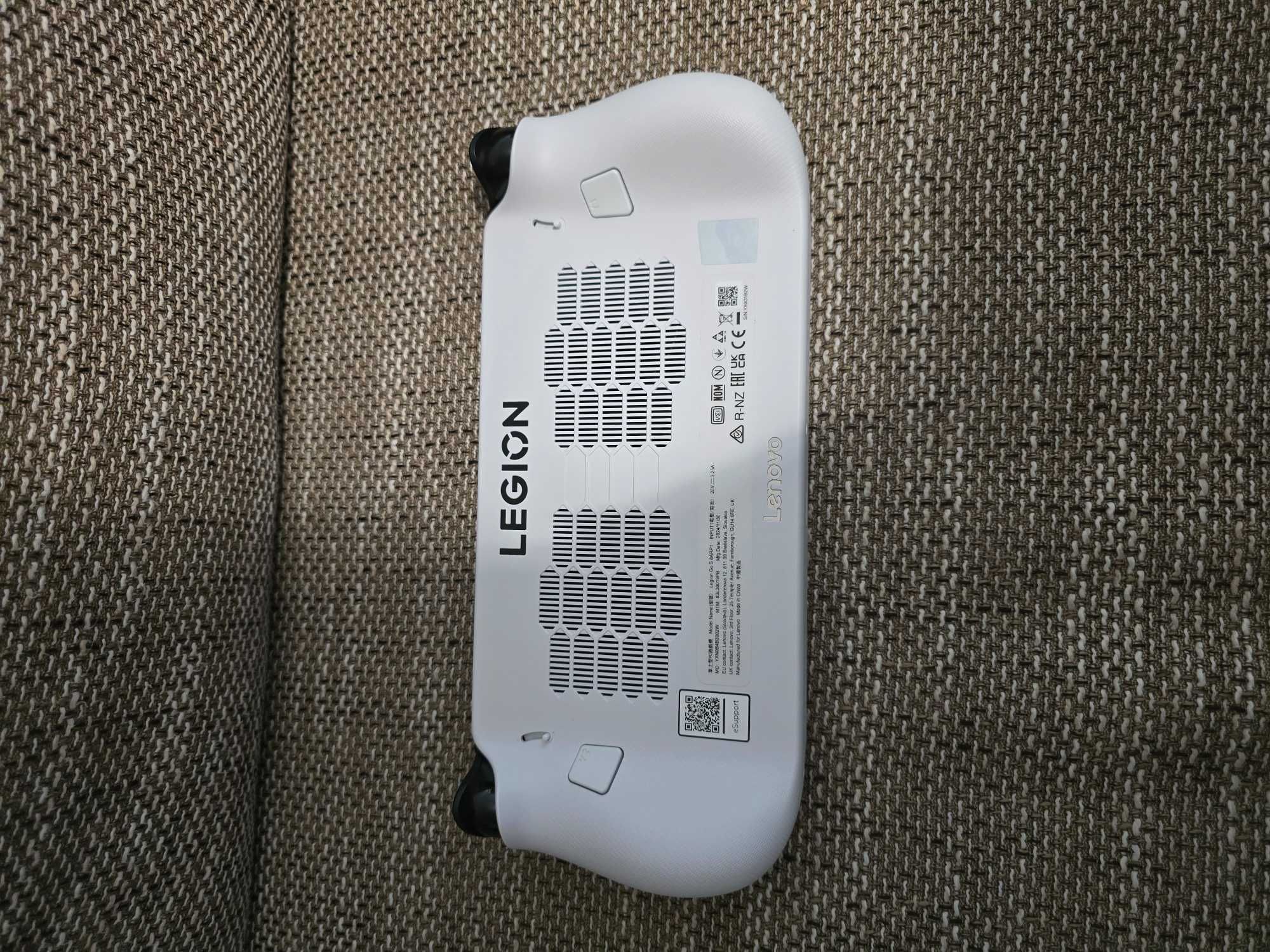 Konsola LENOVO Legion Go S Biały
