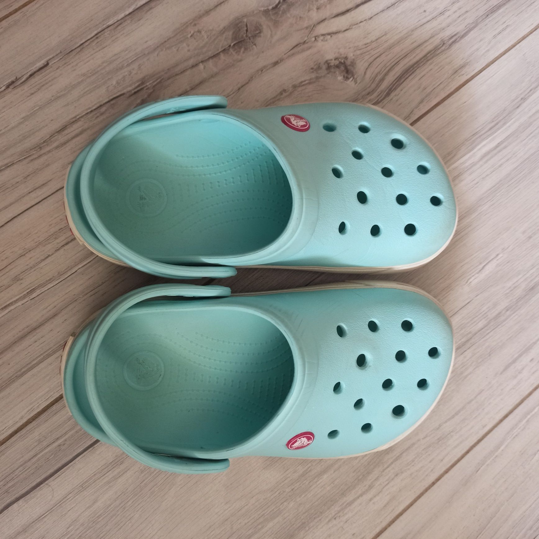 Chodaki Crocs J1 32-33