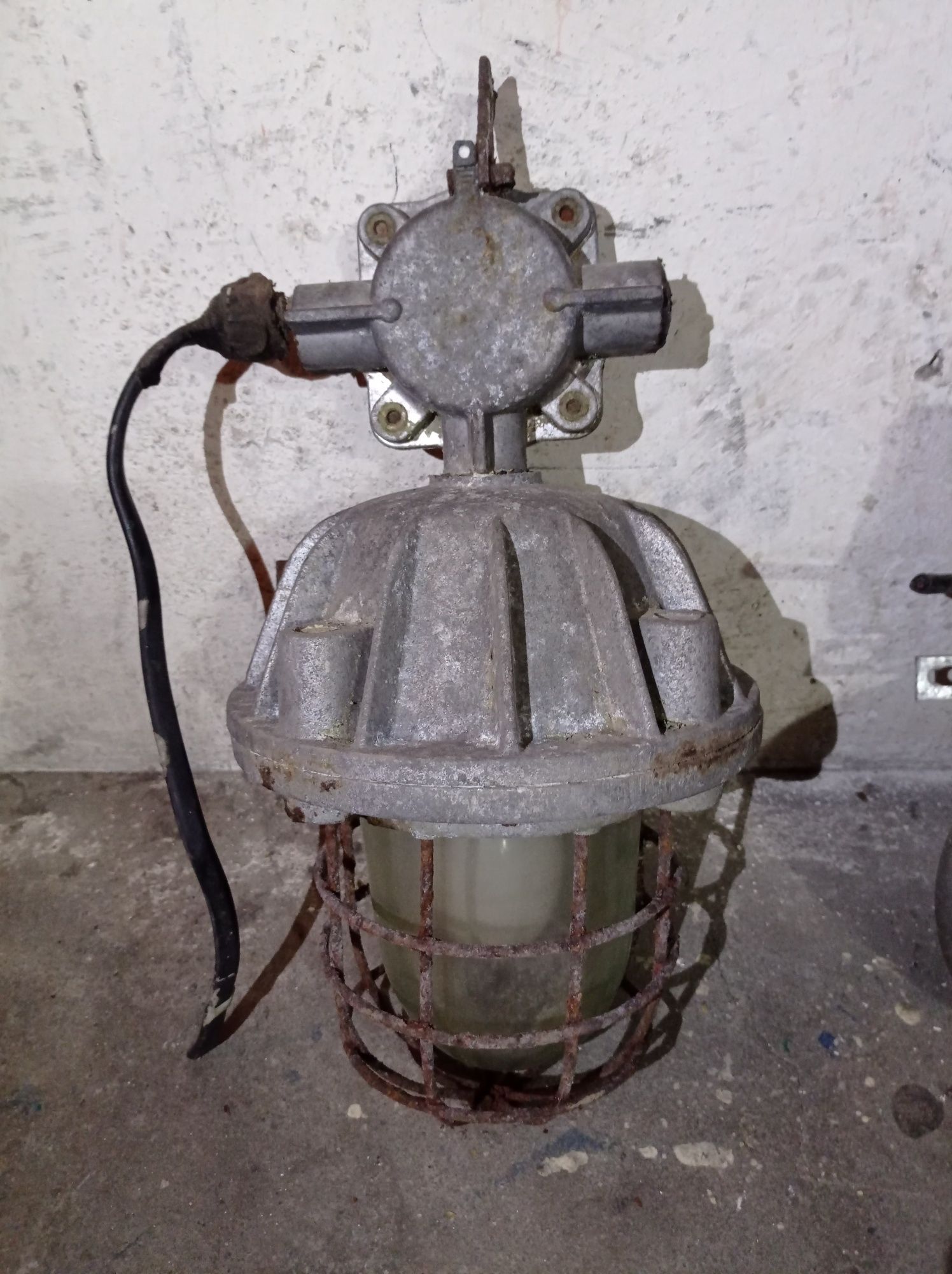 Stara Lampa fabryczna industrial loft