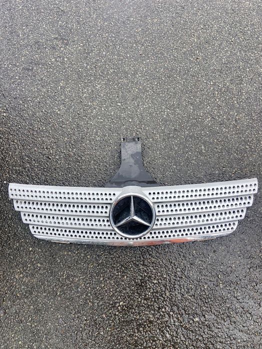 Grelha frente Mercedes c coupe W203pack A M G