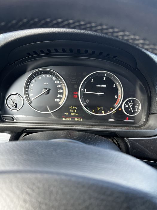 Продаю власне авто бмв ф 10