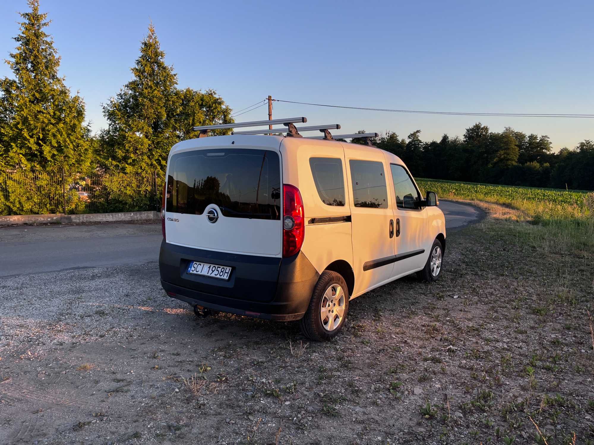 Opel Combo 1.3CDTI / Super Stan / 2 KPL Opon !