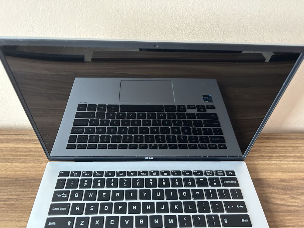 Ultrabook LG Gram 14" 2021 14Z90P-G.AA56Y i5-1135G7 l