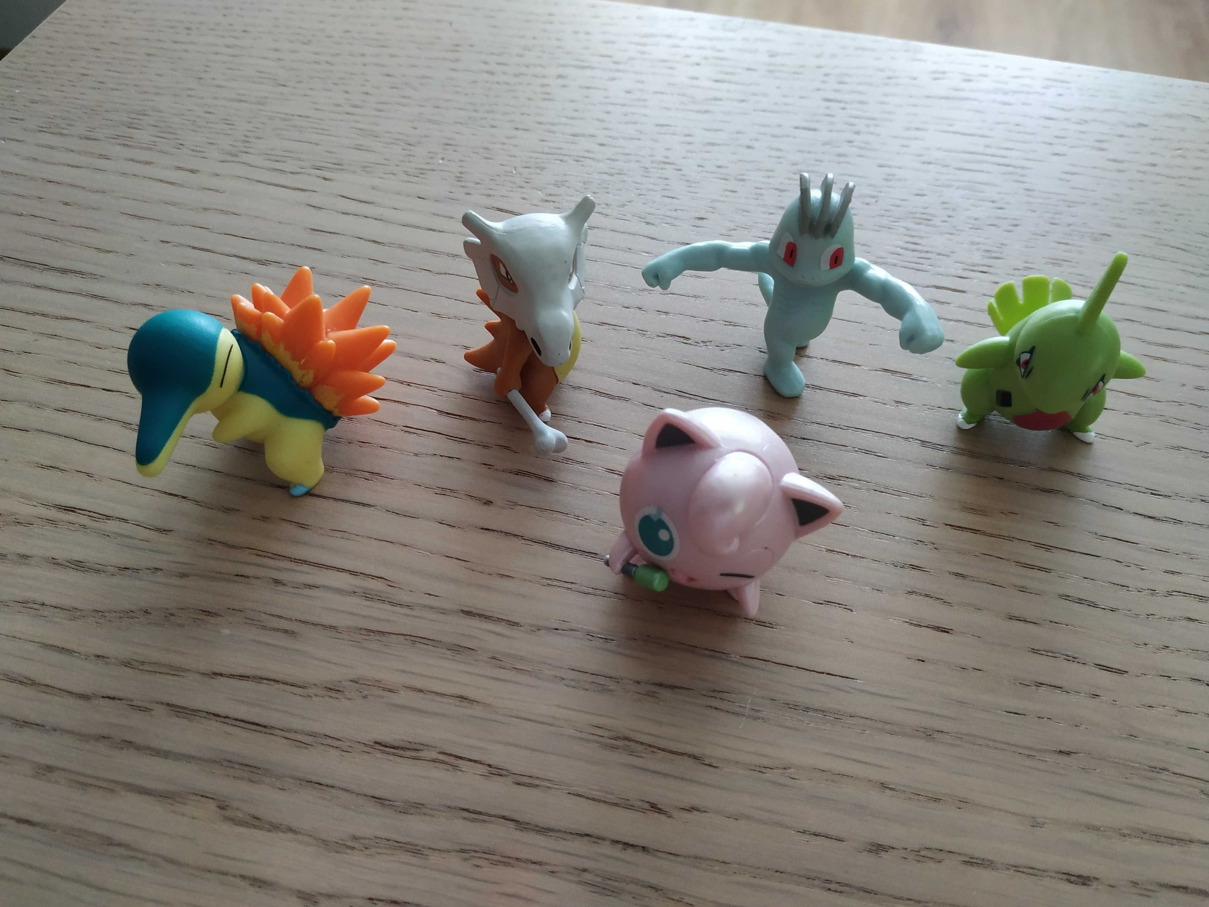 Bonecos/Figuras POKÉMON 4-6CM