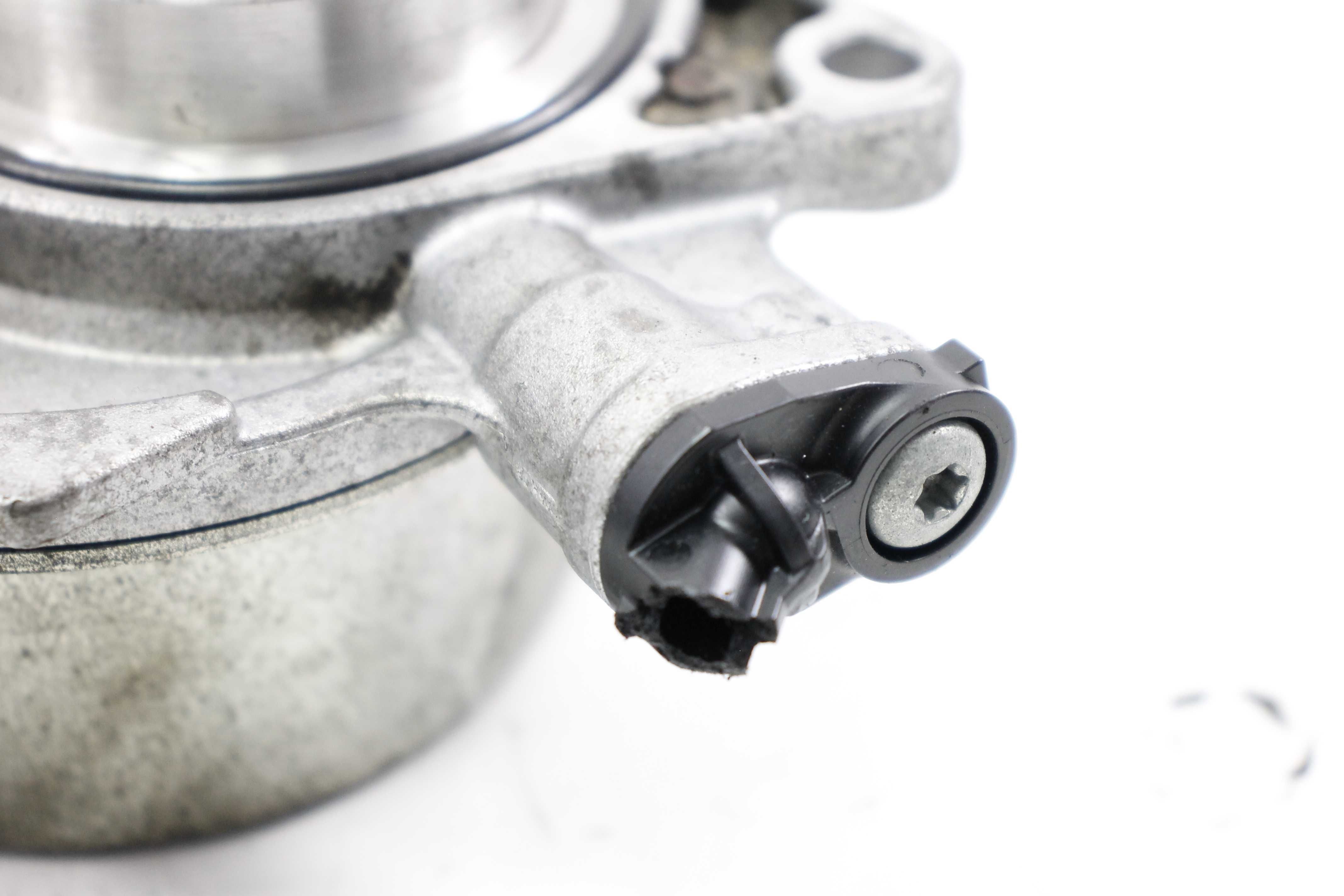 Pompa vacum wakum próżniowa 1.4 16v Vti Citroen C3 C4 Peugeot 207 308