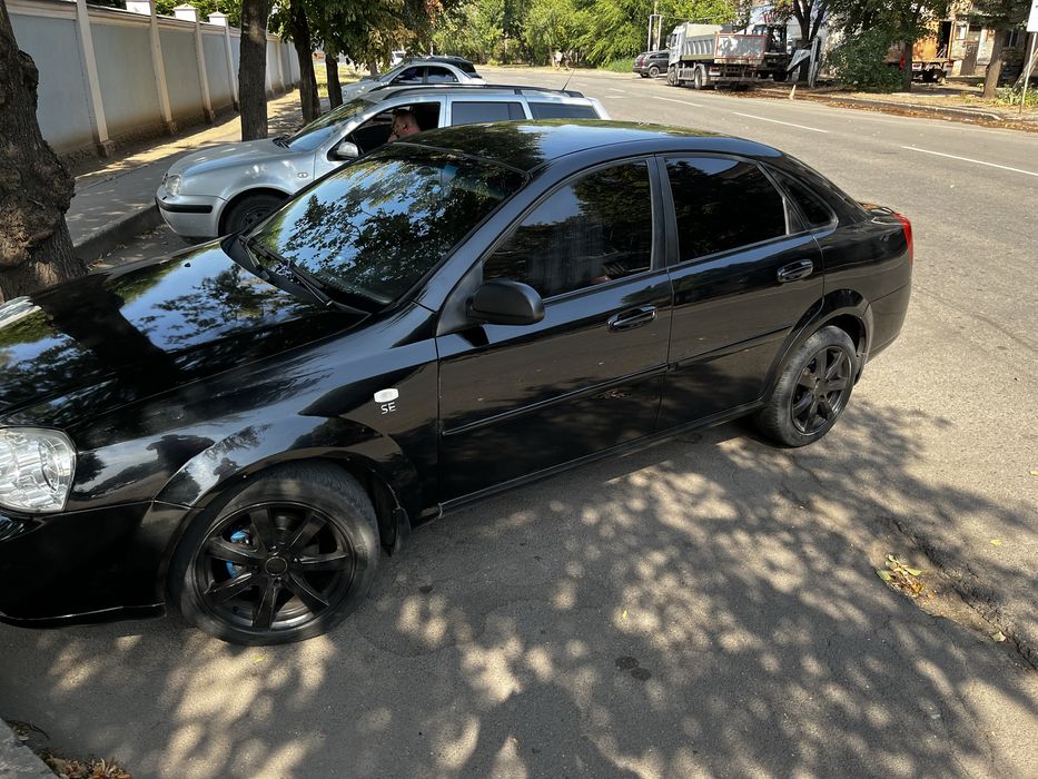 Продам хорошую машину