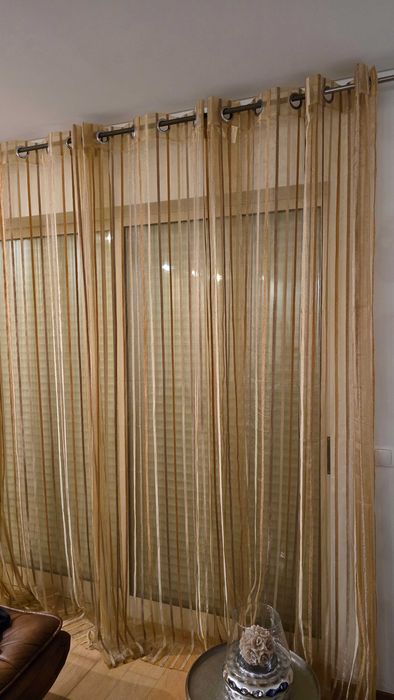 4 Cortinas / Cortinados - Dourados
