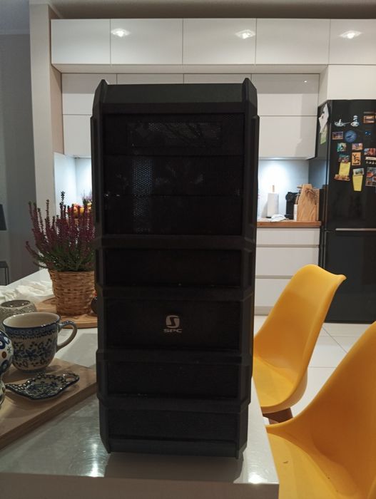 Komputer stacjonarny