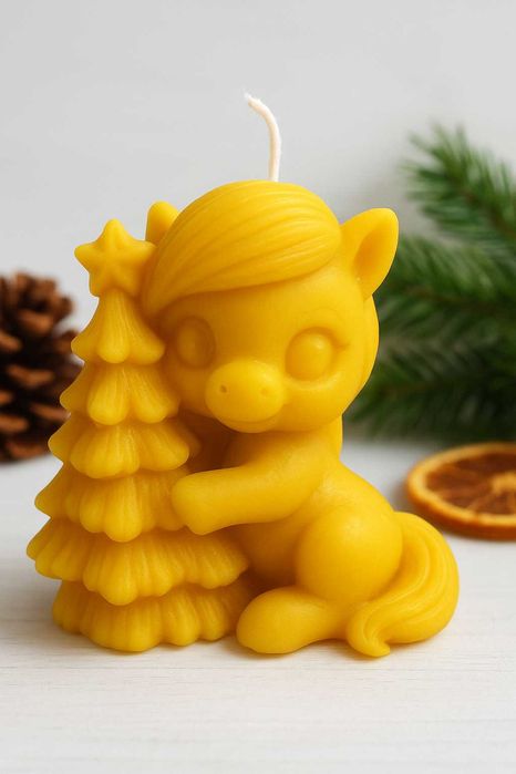 Воскові новорічні  свічки у формі лошадки