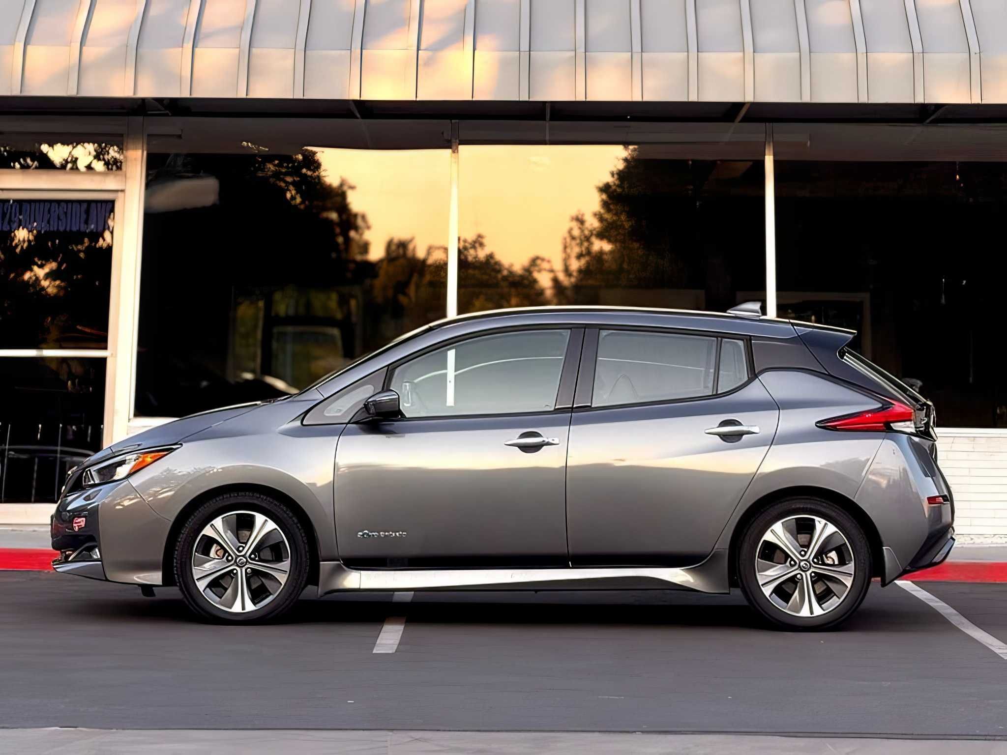 2018 Nissan LEAF