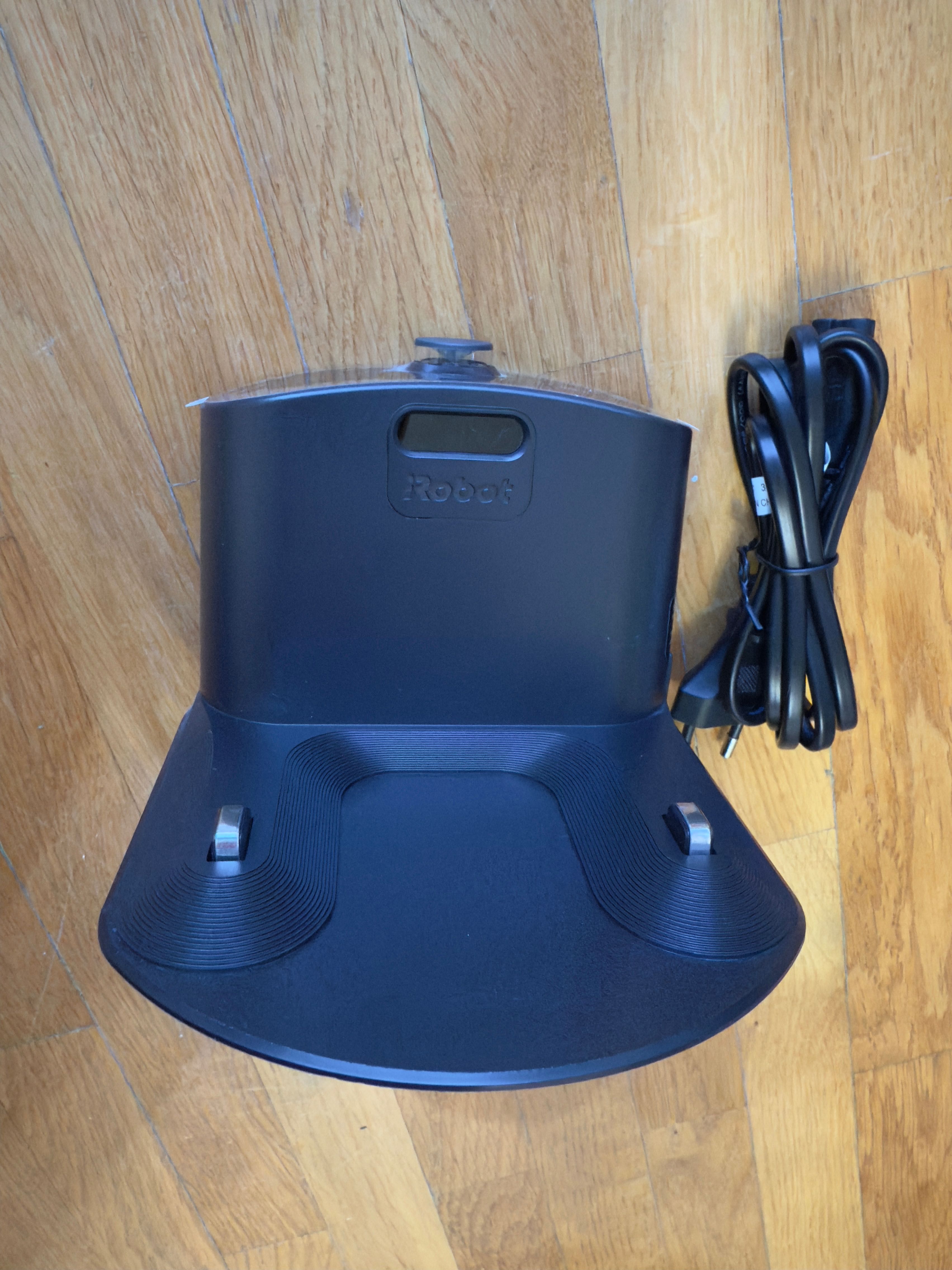 iRobot Roomba i7 – Jak Nowy, Wysoka Jakość i Funkcjonalność!