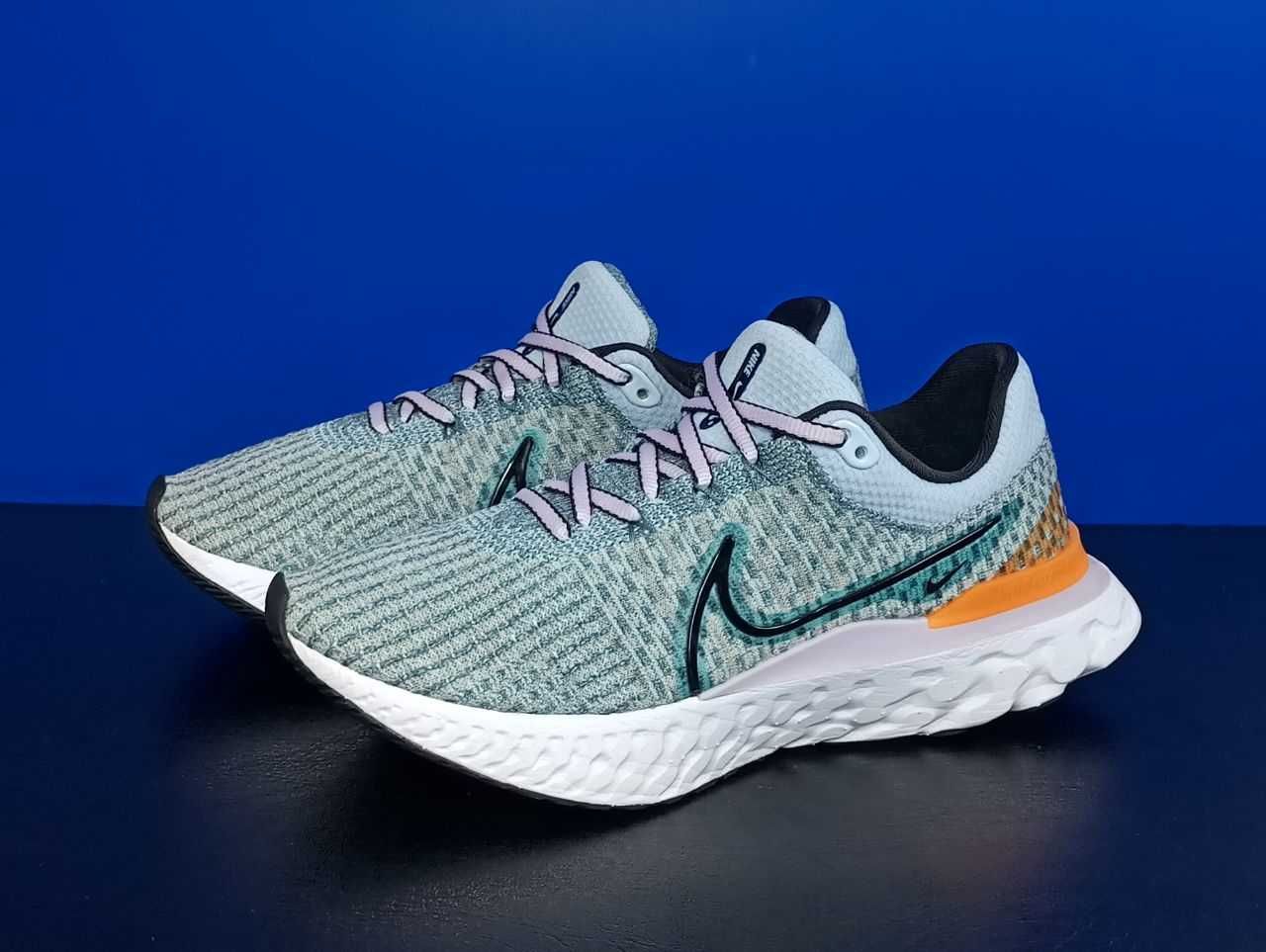 Беговые женские кроссовки Nike React Infinity Run Flyknit 3 Оригинал