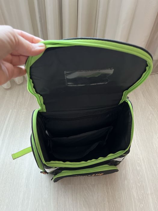 Шкільний рюкзак портфель