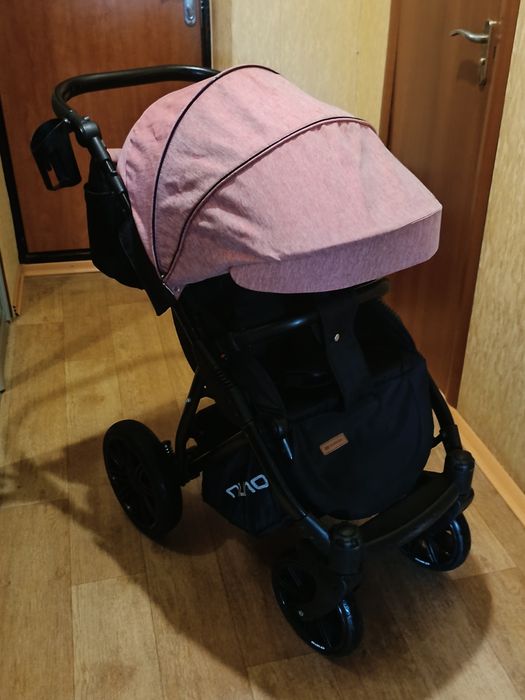 Дитяча універсальна прогулянкова коляска  Riko Nuno 03 Scarlet